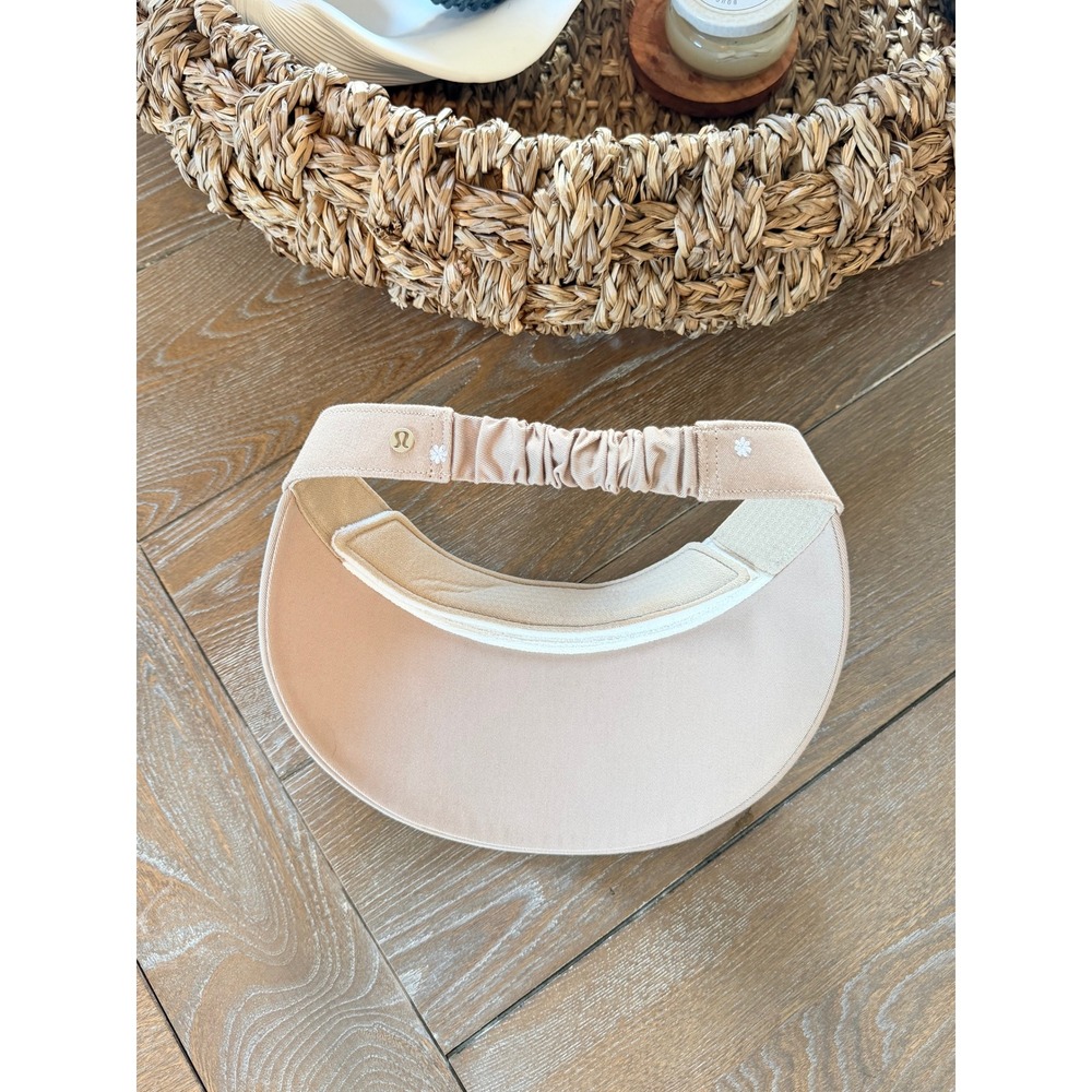Lululemon Star Flower Embroidery Visor Women Sheer Oak White OS (A1) - Picture 5 of 5